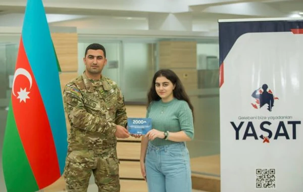 Tələbə adını qazanmış şəhid ailəsi üzvlərinə və qazilərə pul mükafatı verildi - FOTO