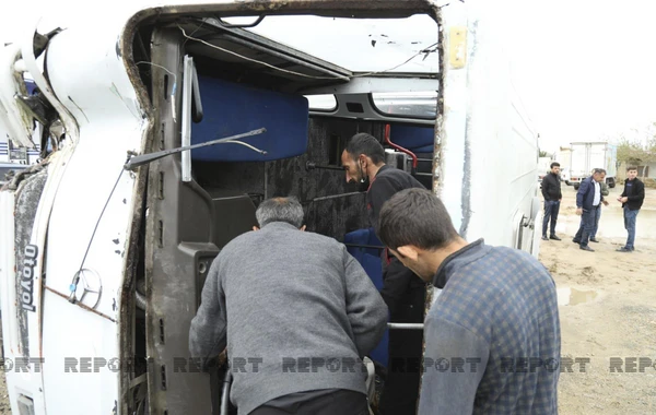 İçi sərnişin dolu avtobus aşdı, yaralılar var - FOTO