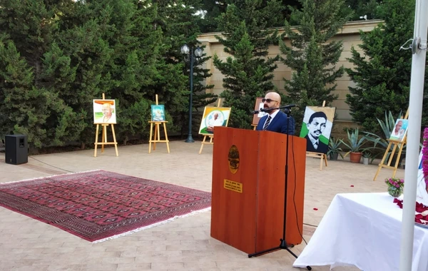 Bakıda Mahatma Qandinin doğum gününün 152-ci ildönümü qeyd edilib - FOTO