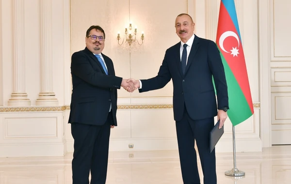 Prezident Avropa İttifaqının Azərbaycandakı yeni nümayəndəsinin etimadnaməsini qəbul edib - FOTO