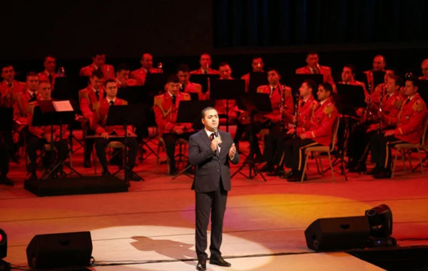 Heydər Əliyev Sarayı ilk tədbirini şəhid və qazi ailələrinə həsr edib – FOTO