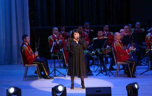 Heydər Əliyev Sarayı ilk tədbirini şəhid və qazi ailələrinə həsr edib – FOTO