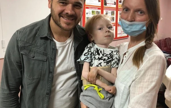 Emin Ağalarovdan 1 milyonluq yardım - FOTO