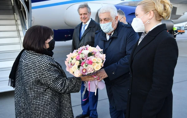 Milli Məclisin deputatları da Rusiyaya getdi