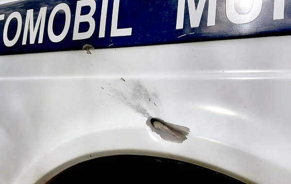 МО: Армяне открыли огонь по гражданской автоколонне, движущейся из Суговушана в Кяльбаджар - ФОТО