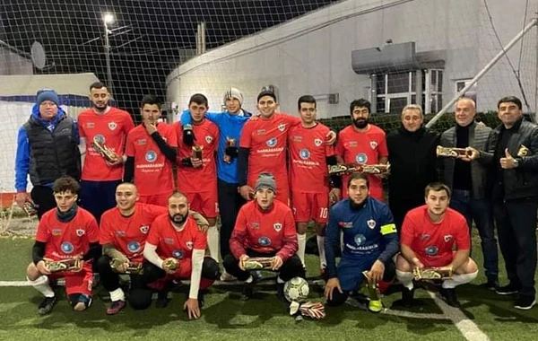 "Qarabağ"ın futbolçusu Krımda evlənir - FOTO