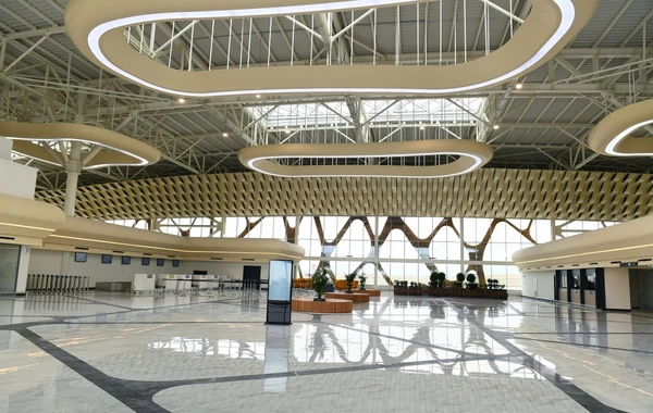 İlham Əliyev və Mehriban Əliyeva Füzuli aeroportunda yaradılan şəraitlə tanış oldu - FOTO