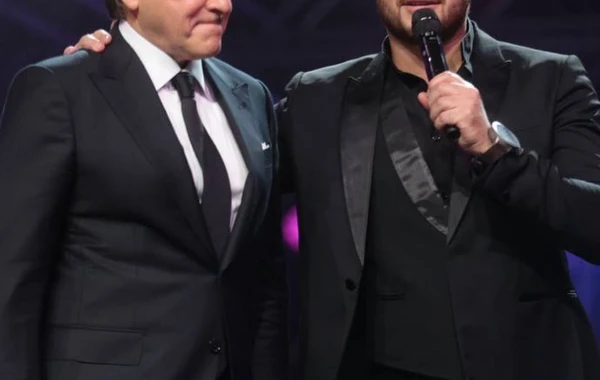 Emin atası Araz Ağalarovu belə təbrik etdi - FOTO
