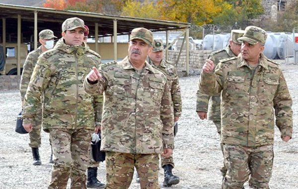 Закир Гасанов проверил готовность воинских частей в Кельбаджаре и Лачине - ВИДЕО