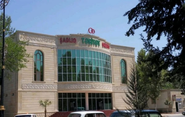 Yevlaxda keçirilən şənlik mərasimində pandemiya dövrünün tələbləri pozulub