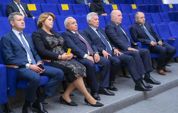 Вагит Алекперов принял участие в открытии нового головного офиса Yelo Bank - ФОТО