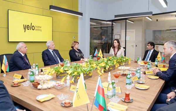 Vahid Ələkbərov Yelo Bankın yeni baş ofisinin açılışında iştirak etdi