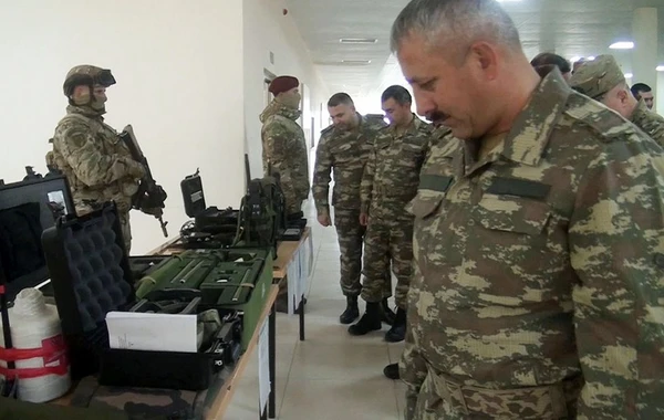 Toplanışa çağırılan ehtiyatdakı hərbçilər hərbi hissəyə qəbul olundular - FOTO