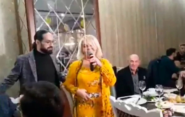 Azərbaycanlı müğənni 5 ulduzlu otel açdı - FOTO