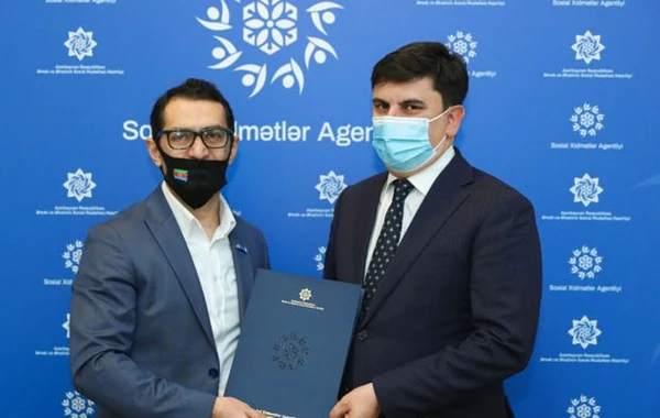 Paralimpiya komandamızın baş məşqçisinə mənzil verildi - FOTO