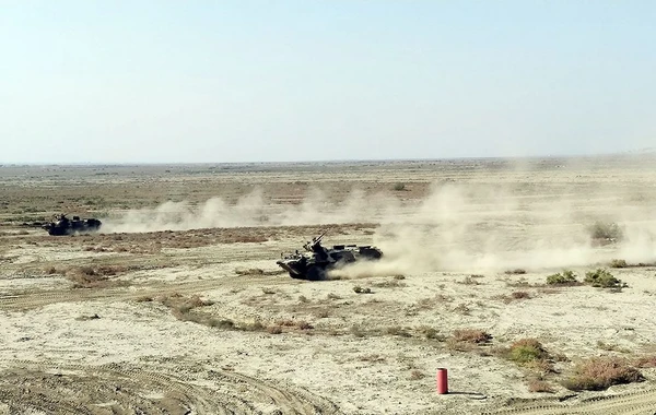 Проводятся состязания экипажей боевых машин - ВИДЕО