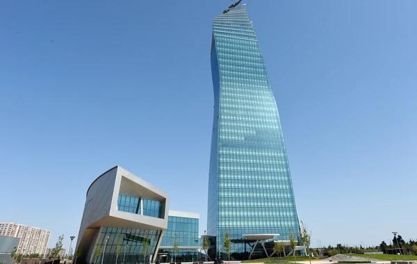 ARDNF valyuta satışını 24 %-dən çox azaldıb