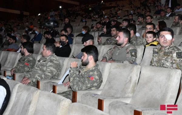 Zəfər Gününə həsr olunmuş “Qarabağ Azərbaycandır” adlı konsert keçirildi – FOTO