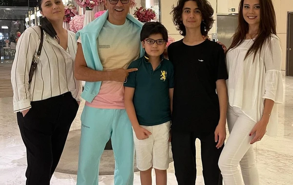 Oksana və  İlhamə Dubayda məşhur repçi ilə - FOTO