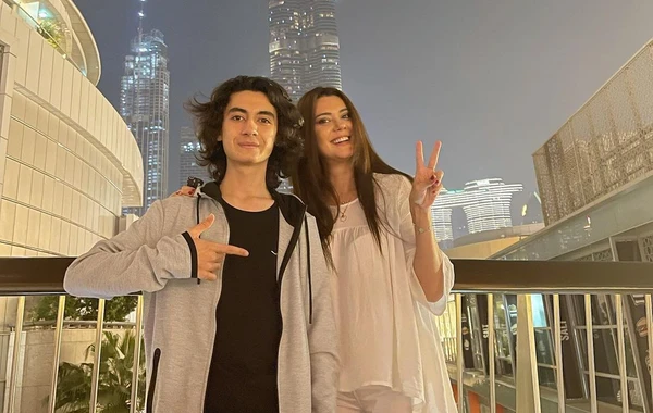 Oksana və  İlhamə Dubayda məşhur repçi ilə - FOTO
