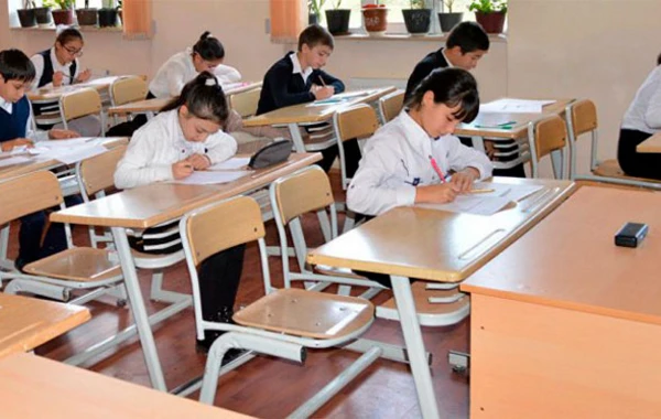Azərbaycanda yenidən şagirdlərin yerdəyişməsinə başlanılır