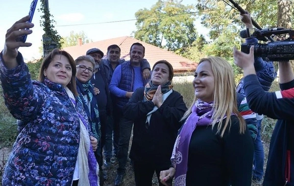 30 il sonra Şuşada görüşən məzunlar - FOTO
