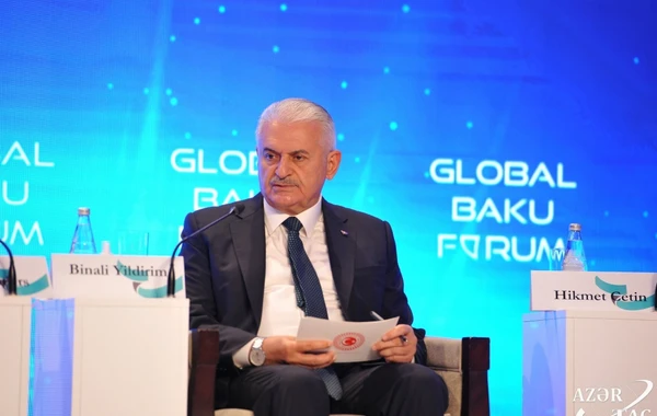 Qlobal Bakı Forumunda “Cənubi Qafqaz: regional inkişaf və əməkdaşlıq üçün perspektivlər” mövzusu müzakirə edilir - FOTO