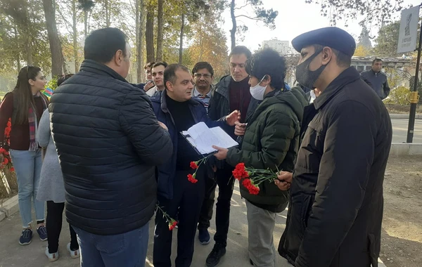 Pakistan və Yaponiya jurnalistləri Gəncədə erməni terroru barədə məlumatlandırılıblar - FOTO