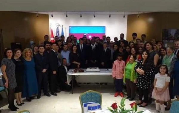 Şimali Karolinadakı Əziz Sancar adına Türk Mədəniyyət Mərkəzində Zəfər Günü qeyd edilib - FOTO