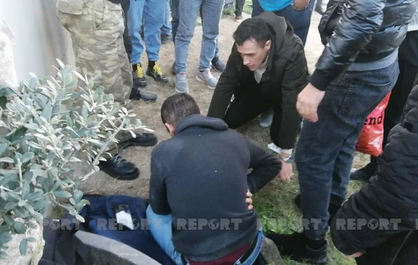 Bakıda sərnişin avtobusu velosipedçini və yaşlı qadını vurub - FOTO