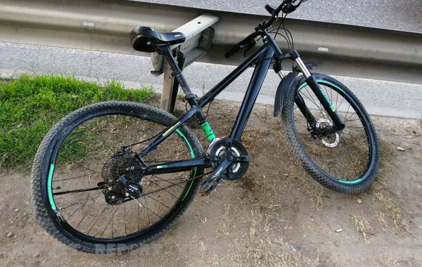 Bakıda sərnişin avtobusu velosipedçini və yaşlı qadını vurub - FOTO