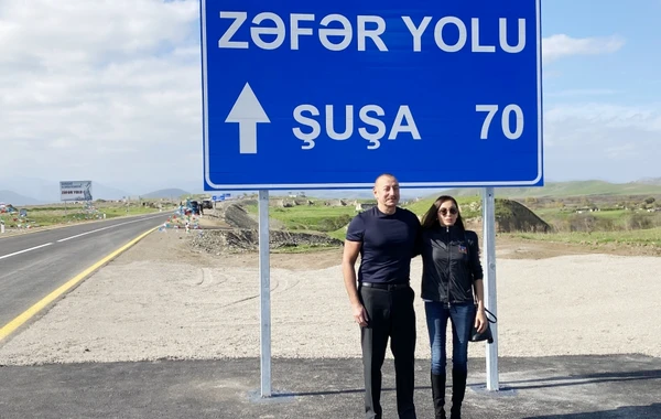 İlham Əliyev və Mehriban Əliyeva Zəfər yolunun açılışında iştirak ediblər - FOTO