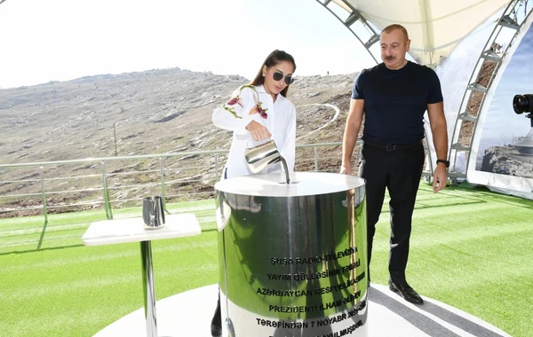 Prezident və birinci xanım Şuşa Radio-Televiziya Yayım Stansiyasının təməlini qoyublar - FOTO