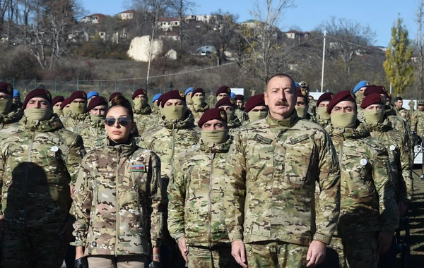 Президент Ильхам Алиев выступил перед военнослужащими в Шуше - ОБНОВЛЕНО - ФОТО