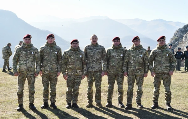 Президент Ильхам Алиев выступил перед военнослужащими в Шуше - ОБНОВЛЕНО - ФОТО