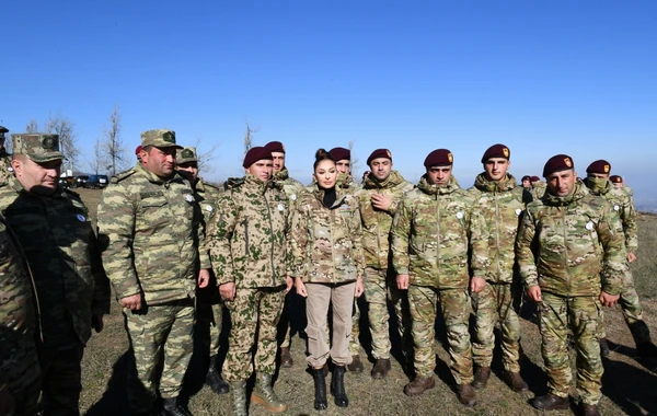 Президент Ильхам Алиев выступил перед военнослужащими в Шуше - ОБНОВЛЕНО - ФОТО