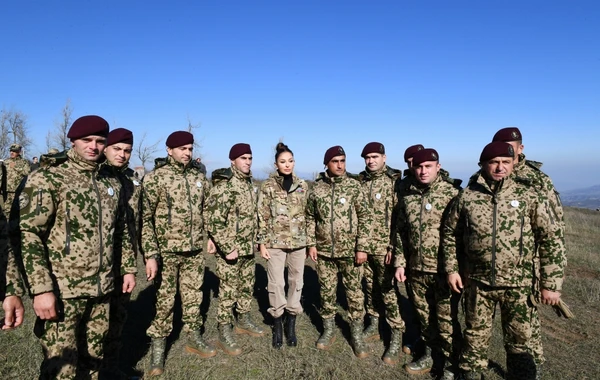 Президент Ильхам Алиев выступил перед военнослужащими в Шуше - ОБНОВЛЕНО - ФОТО