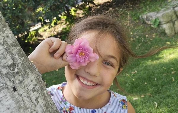 Qızını təbrik edən İradə: "Atan bir çox şeyin ağını çıxartdığımı deyir" - FOTO
