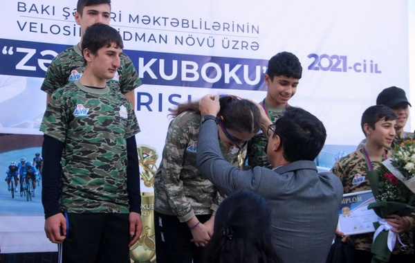Bakı şəhər məktəbliləri arasında “Zəfər kuboku” yarışı keçirilib - FOTO