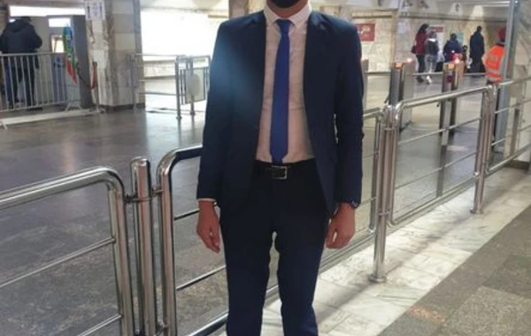 Metroda koronavirus xəstəsi SAXLANILDI - FOTO