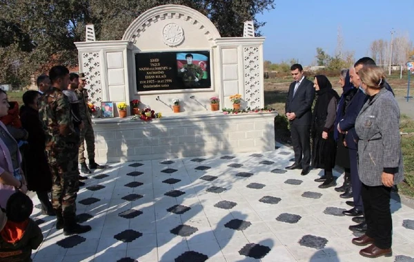 Sakinlərin istirahət edə biləcəyi daha bir məkan istifadəyə verildi - FOTO