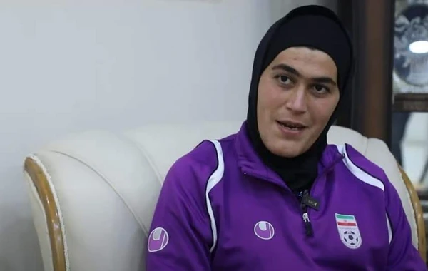 Kişi olduğu iddia edilən İran millisinin qapıçısı danışdı - VİDEO