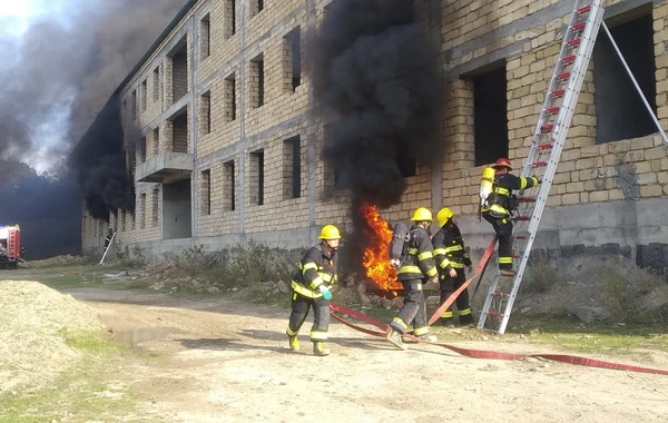 Xilasedicilərin bir günü - FOTO