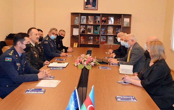 Bakıda NATO-nun hərbi təhsil üzrə ekspertləri ilə işçi görüşü keçirilib - FOTO