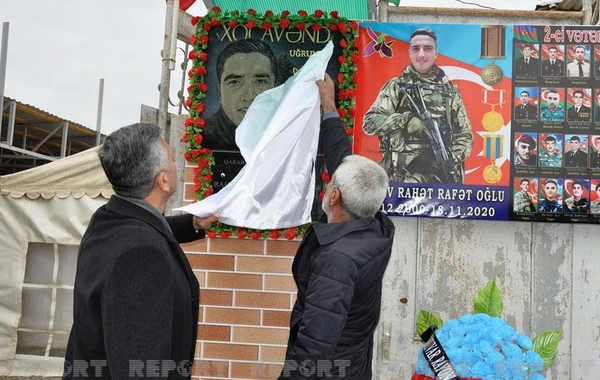 Biləsuvarda Vətən müharibəsi şəhidlərinin xatirə lövhəsi açıldı - FOTO
