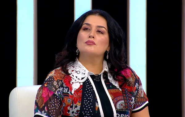 Elza Seyidcahan sosial şəbəkələrdə yayılan fotolarına görə yardım istədi - VİDEO