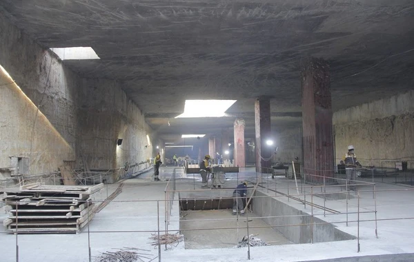 Bakıda tikilən yeni metro stansiyasının içindən görüntülər - FOTO