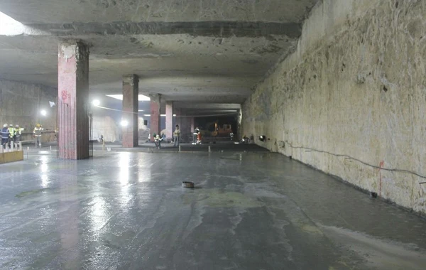 Bakıda tikilən yeni metro stansiyasının içindən görüntülər - FOTO