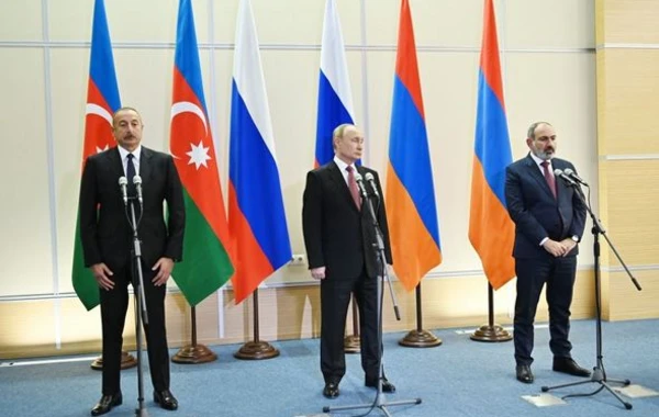 Владимир Путин, Ильхам Алиев и Никол Пашинян выступили с заявлением для прессы - ФОТО