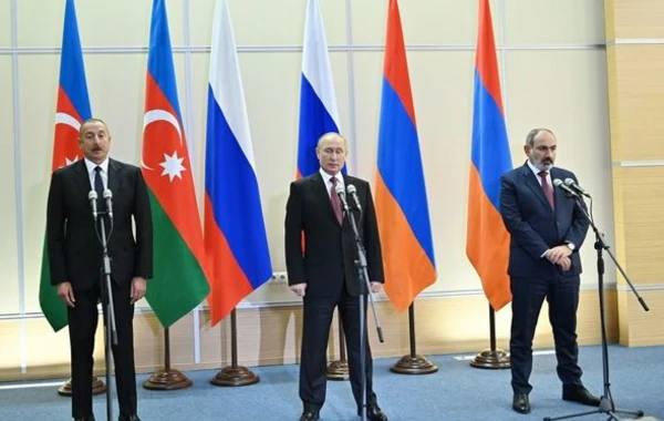 Владимир Путин, Ильхам Алиев и Никол Пашинян выступили с заявлением для прессы - ФОТО